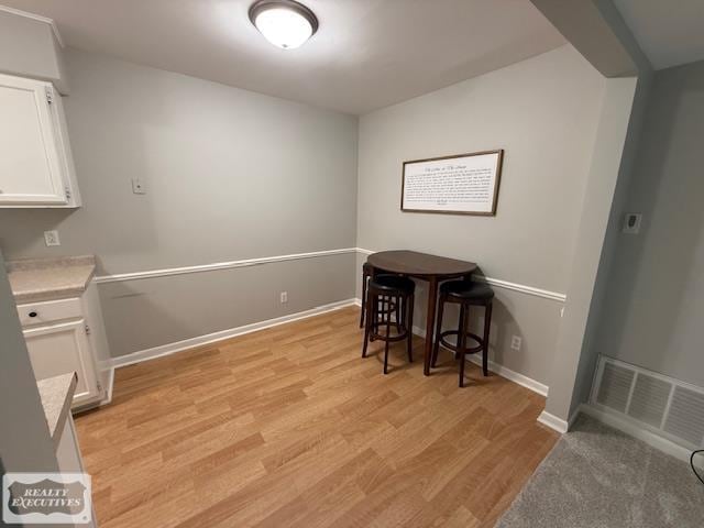 Building Photo - 6165 Innkeepers Ct
