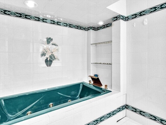 Building Photo - 3430 Galt Ocean Dr