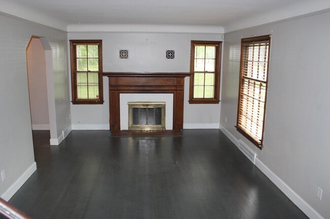 Building Photo - 14281 Wilfred St