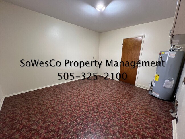 Building Photo - Three Bedroom 2 Bath Home in Central Farmington