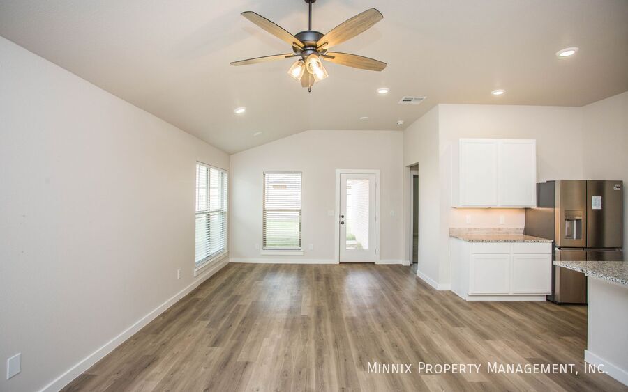 Building Photo - 3203 Durham Ave