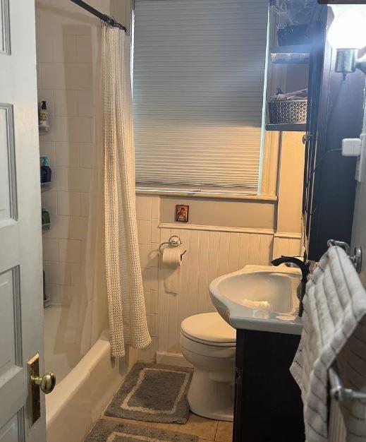 Building Photo - 221 Cole Ave