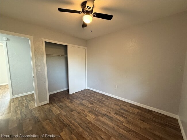 Building Photo - 523 Las Palmas Cir