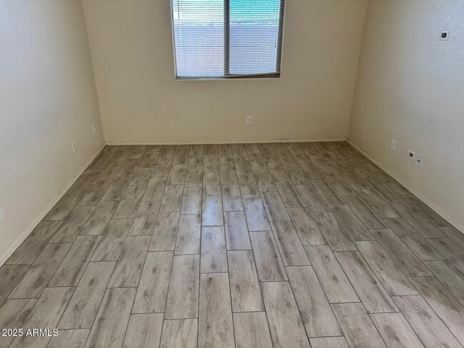 Building Photo - 1026 N 169th Ave