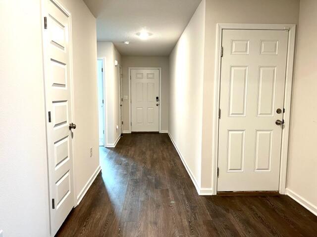 Building Photo - 209 Laurel Hl St