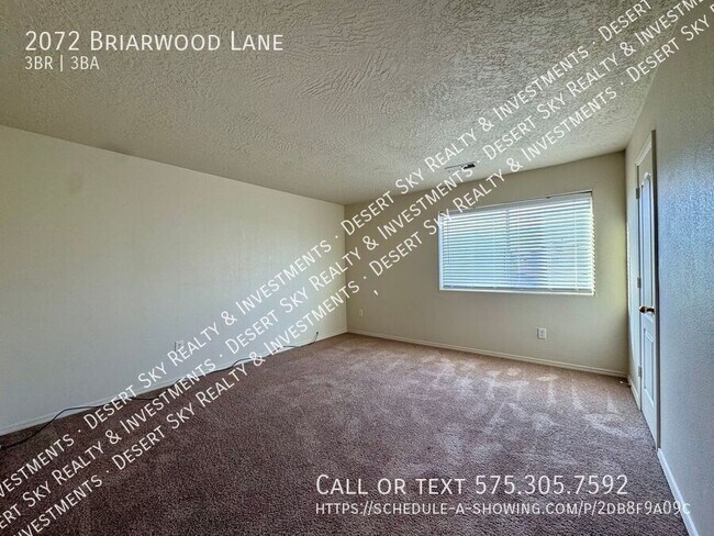 Building Photo - 2072 Briarwood Ln
