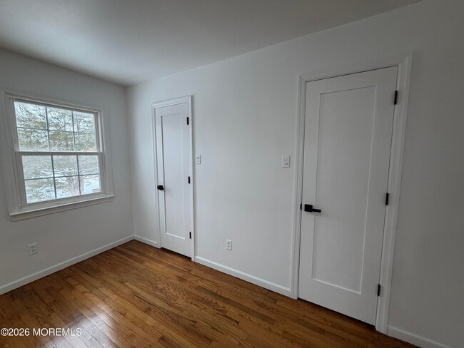 Building Photo - 364 Westwood Ave