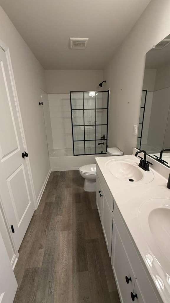 Building Photo - 57 Preening Rd