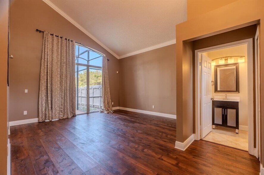 Building Photo - 19431 SW 2nd St