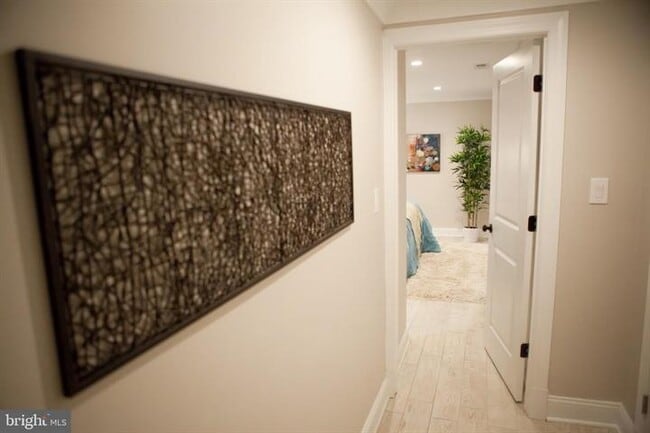 Building Photo - 39 U St NE