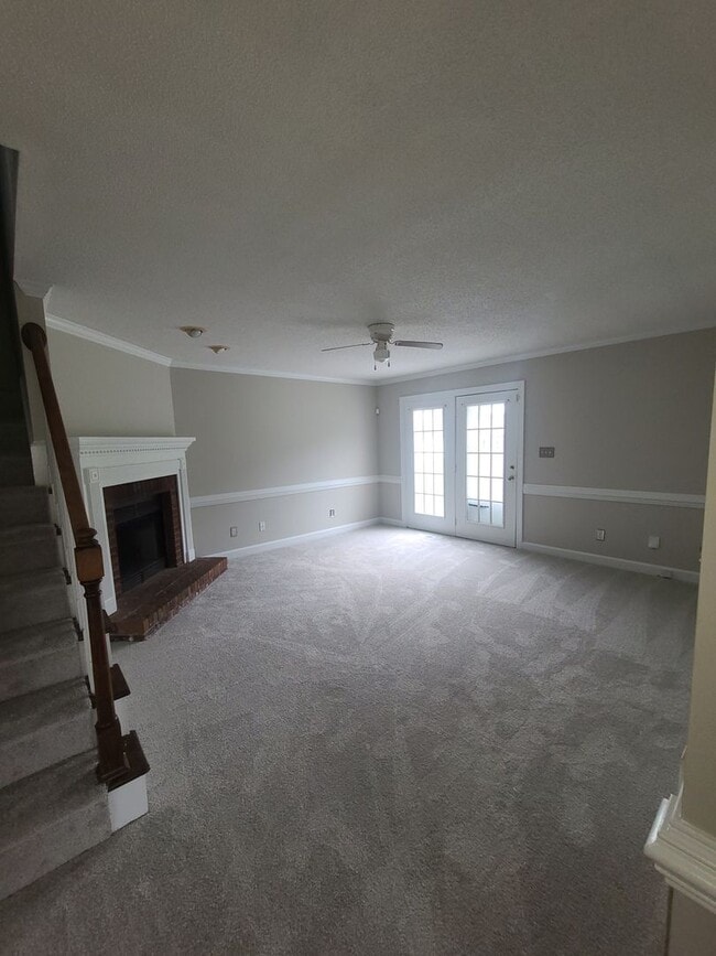 Building Photo - 110 Cambridge Dr