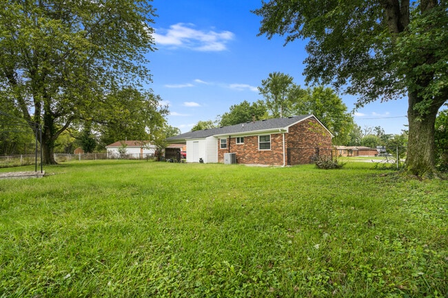 Building Photo - 4810 Guy Dr