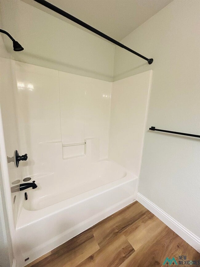 Building Photo - 517 Almond Tree Ln