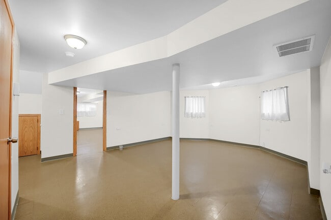 Building Photo - 8233 S Langley Ave