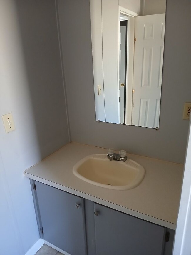 Building Photo - 251 Flat Creek Ln