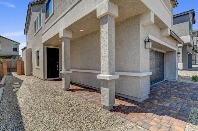 Building Photo - 8929 Pebble Sand St