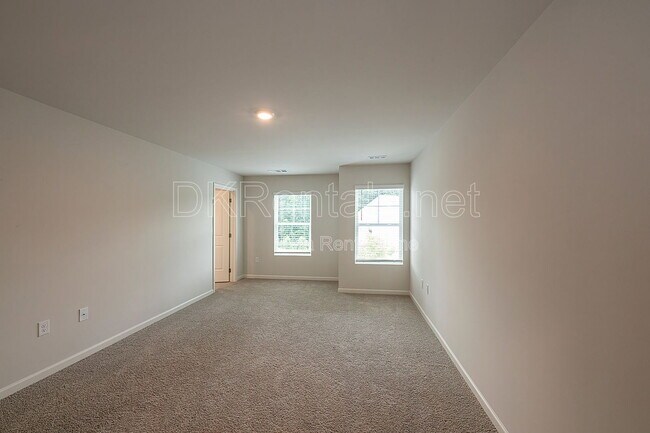 Building Photo - 3031 Greyton Dr