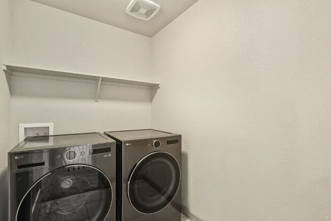 Building Photo - Move-In Now and Get November Rent FREE! Spacious 4-Bedroom Semi-Custom Home in Lorson Ranch with ...