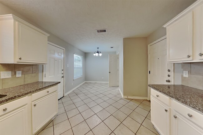 Building Photo - 21504 Palace Pines Dr