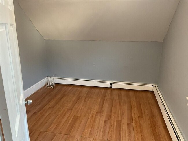 Building Photo - 40 Laban St