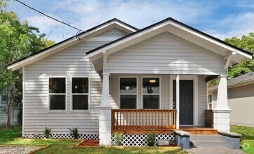 Building Photo - Charming 2-Bed, 1-Bath House