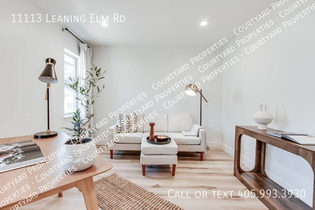 Building Photo - 11113 Leaning Elm Rd