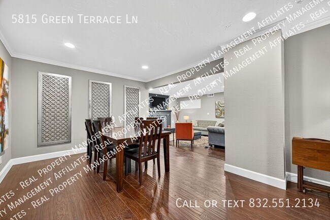 Building Photo - 5815 Green Terrace Ln