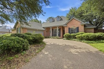 Building Photo - 3318 Summergrove Dr