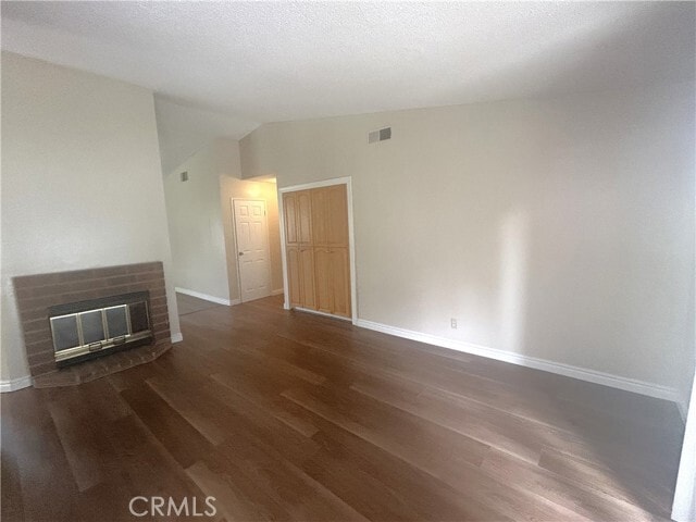 Building Photo - 2320 Songbird Ln