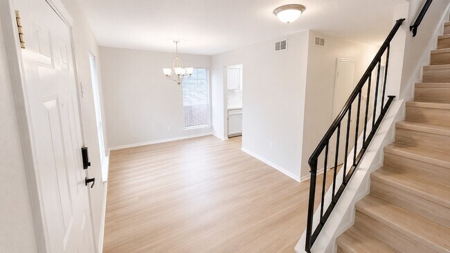 Building Photo - 11550 Chimney Rock Rd