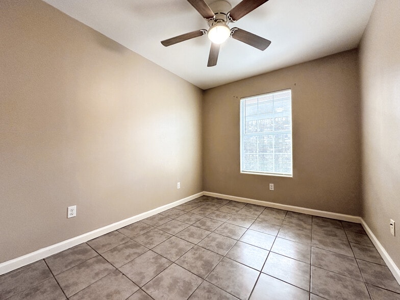 Building Photo - 1273 N Star Circle Dr