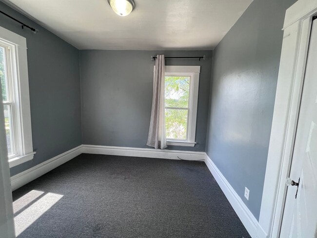 Building Photo - 1029 Walker Ave NW