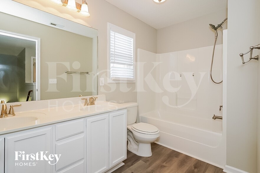 Building Photo - 844 Cherry Blossom Ln