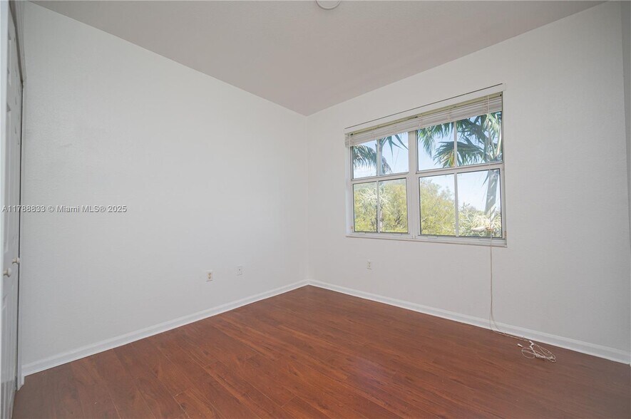 Building Photo - 11403 NW 89th St