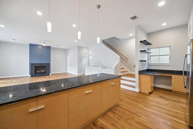 Building Photo - 4333 O'Reilly