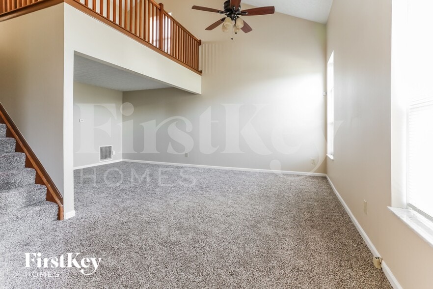 Building Photo - 3955 Rosette Dr