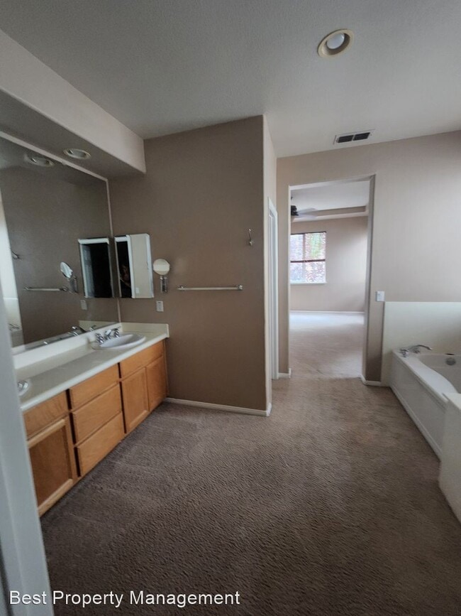Building Photo - 4 br, 3 bath House - 1340 Panwood Ct