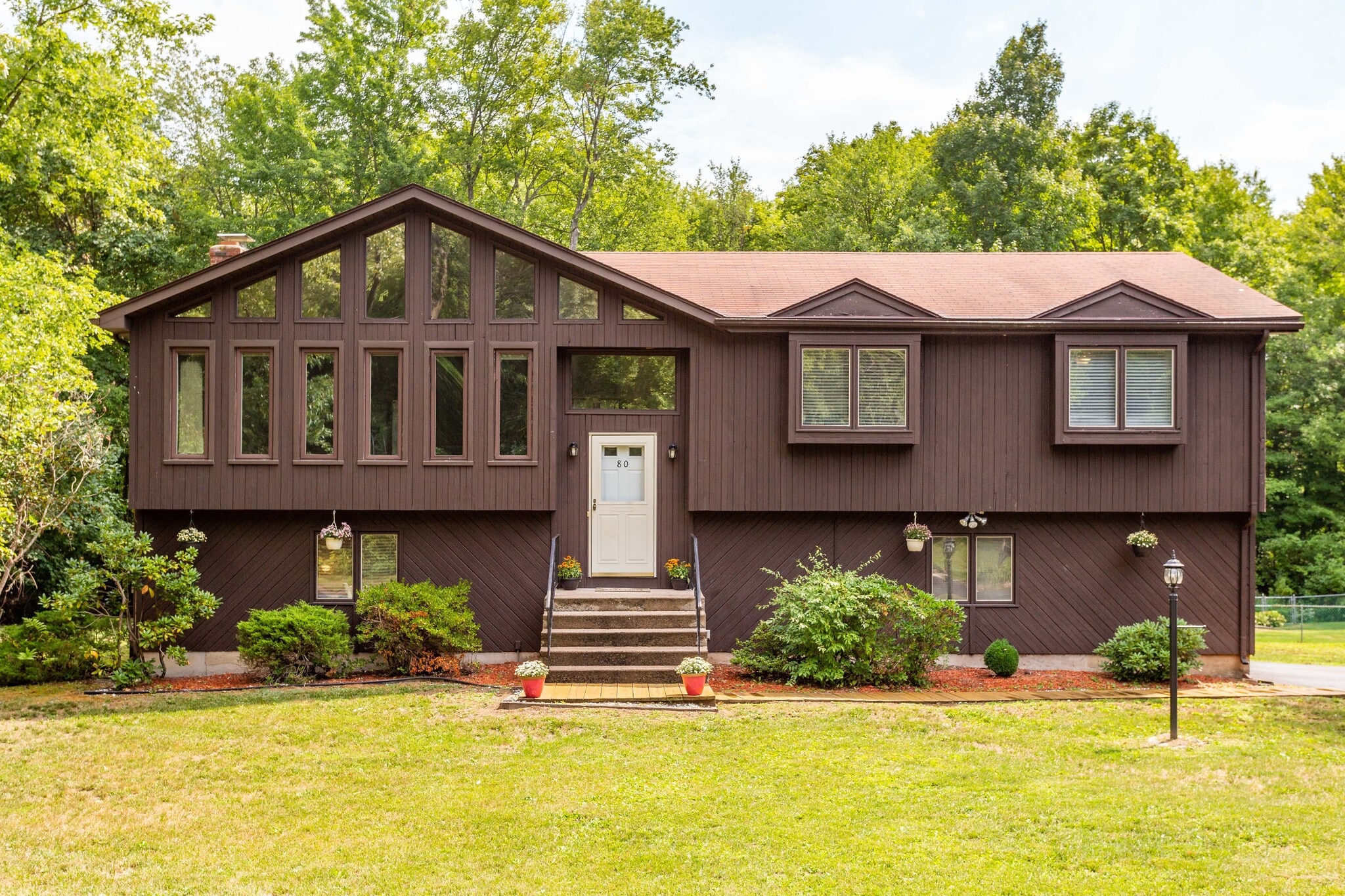 Building Photo - 80 Lancaster Dr
