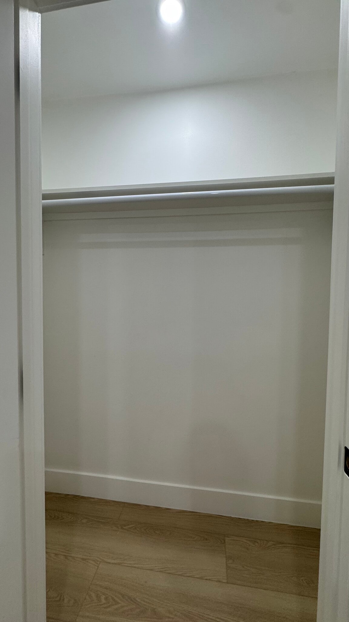 Building Photo - 3443 E 8th St