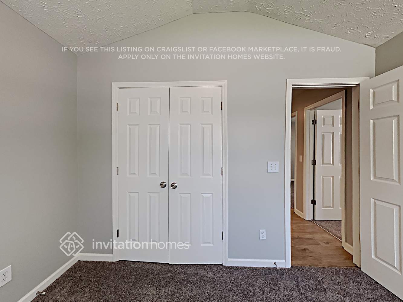 Building Photo - 1317 Kent Manor