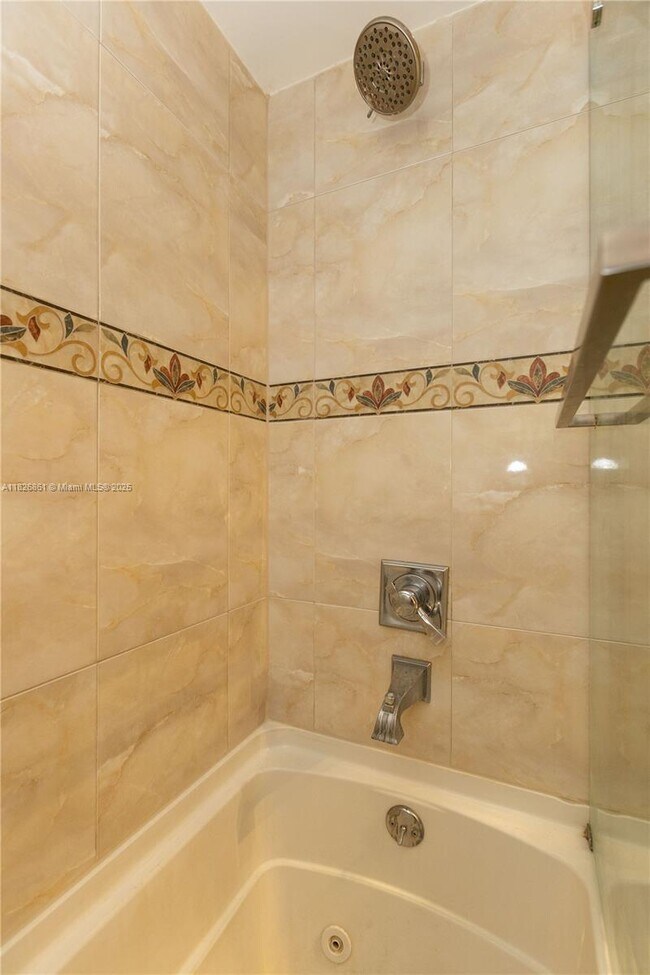 Building Photo - 1500 S Ocean Dr