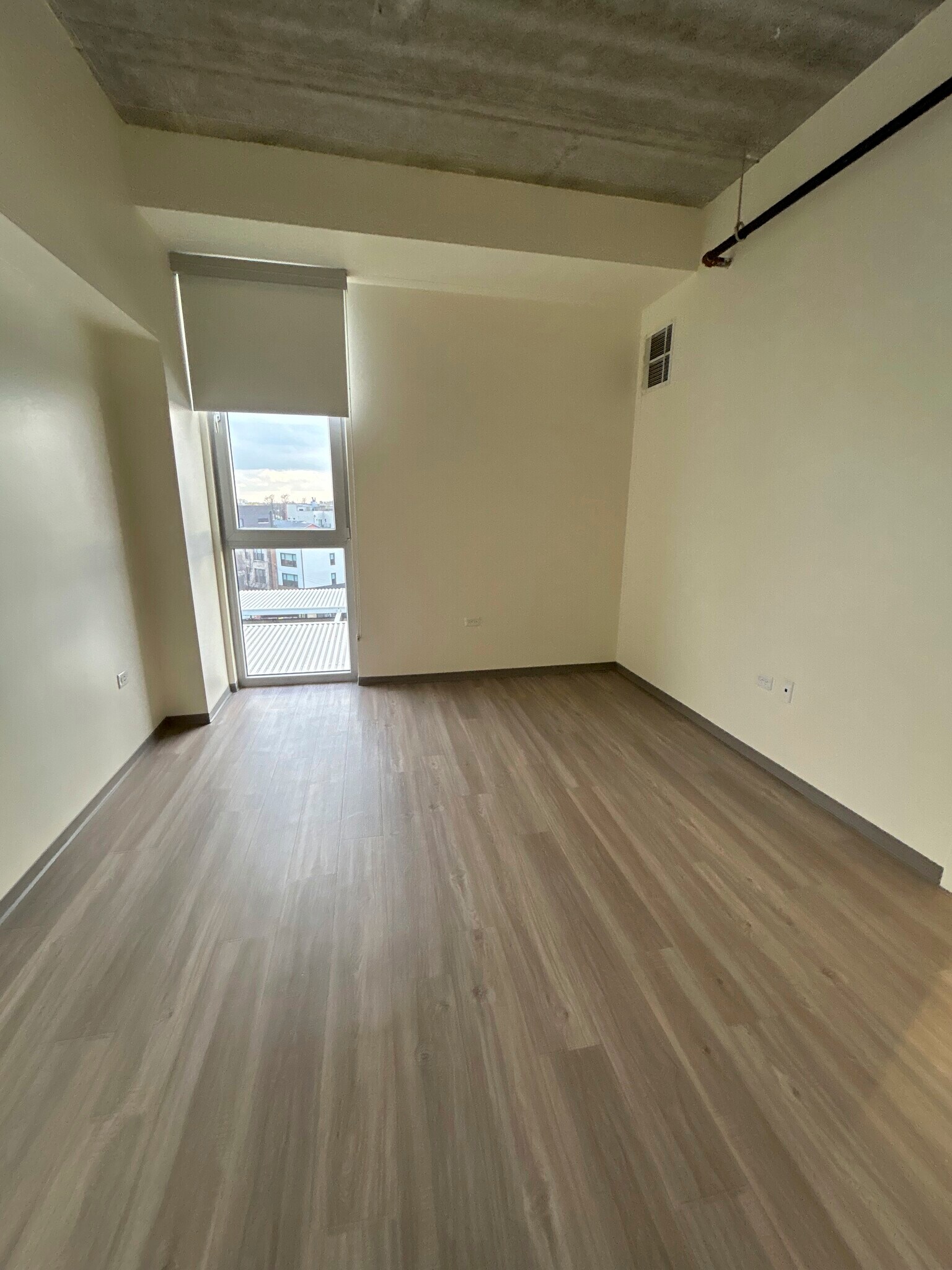 Bedroom - 1877 N Milwaukee Ave