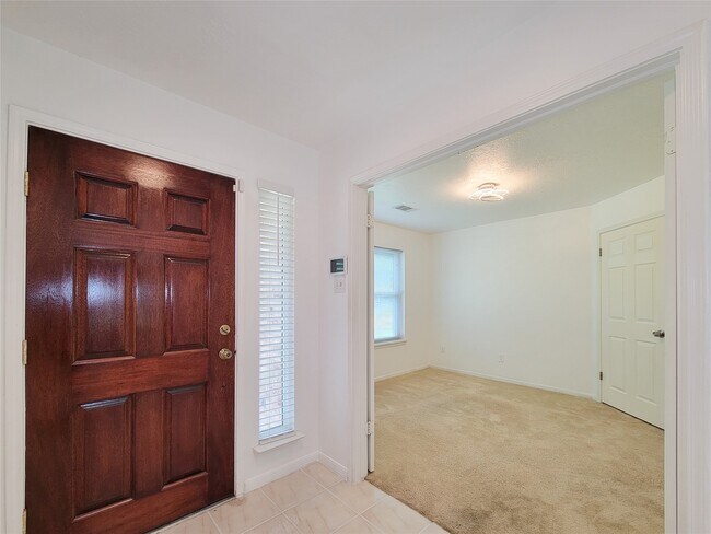 Building Photo - 16807 Sussex Dr
