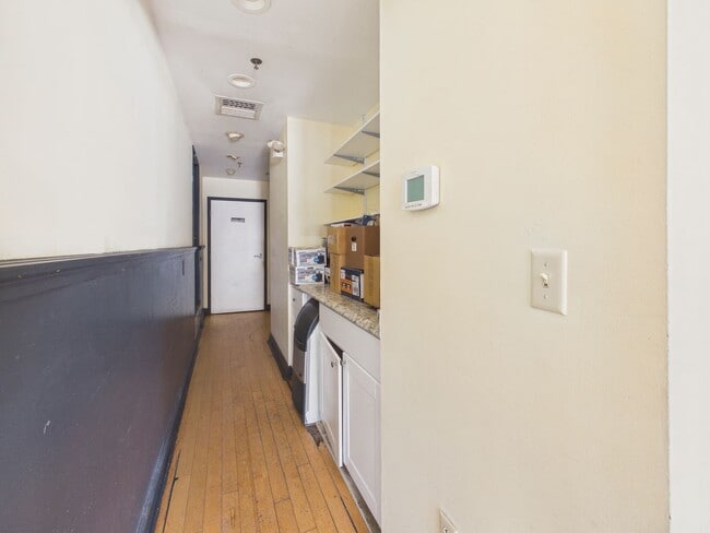 Building Photo - 1012 N 3rd St