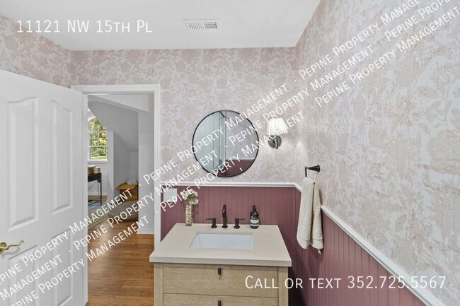 Building Photo - 11121 NW 15th Pl