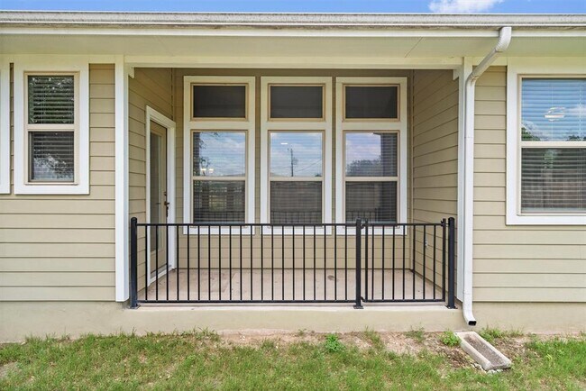 Building Photo - 1754 Rowdy Loop