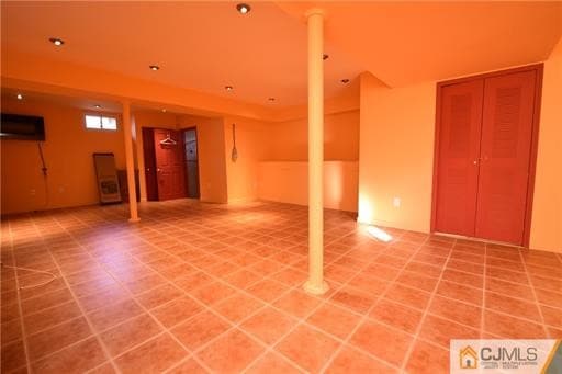 Building Photo - 9 Lisa Ct