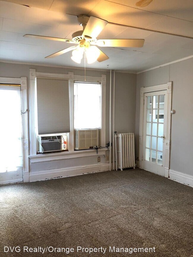 Building Photo - 417 N 49th St