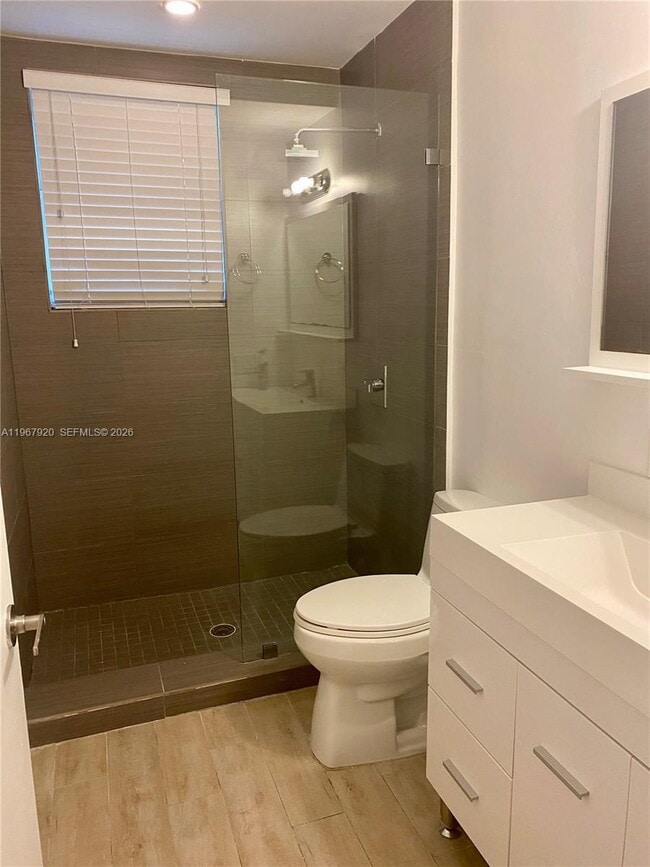 Building Photo - 1611 Meridian Ave