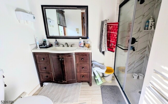 Building Photo - 22 Heritage Ct